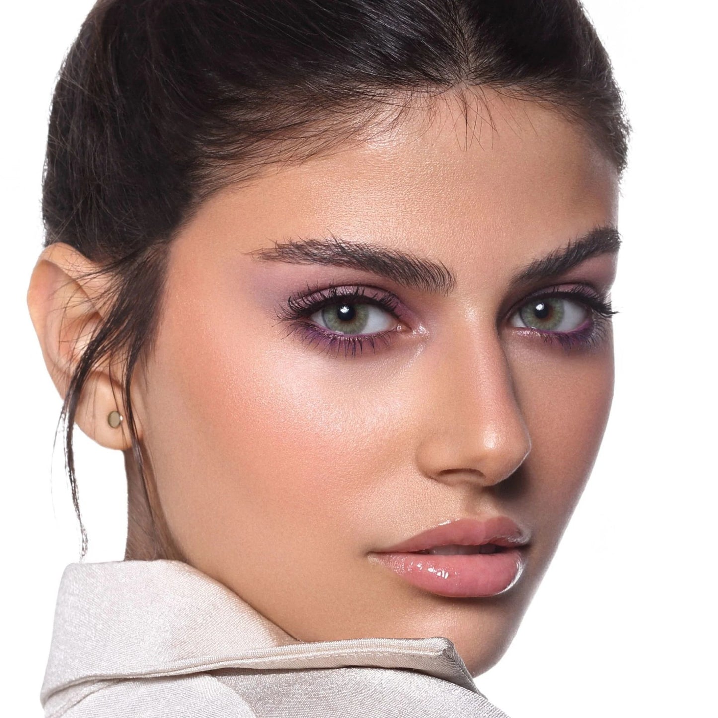 Bella, Jade green