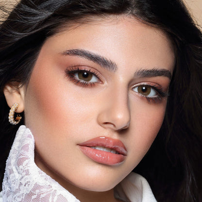 Bella, Daiamond Brown